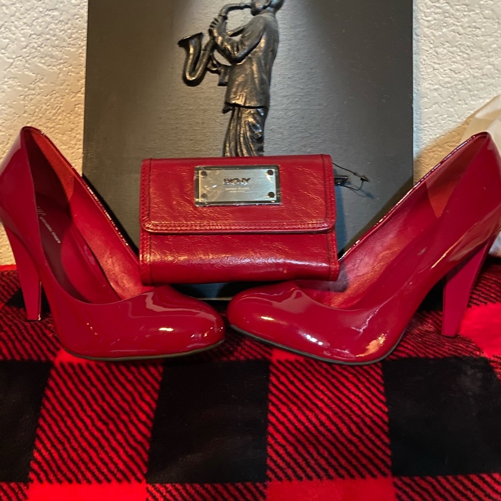 Shoe  pump    Wallet